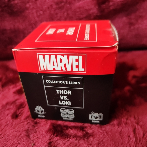 Loot crate collectible marvel Loki verse Thor figurines - Picture 5 of 5